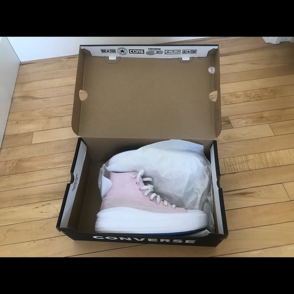 Converse Chuck Taylor - Picture 2 of 5